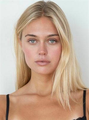 MAYA WALLSTROM