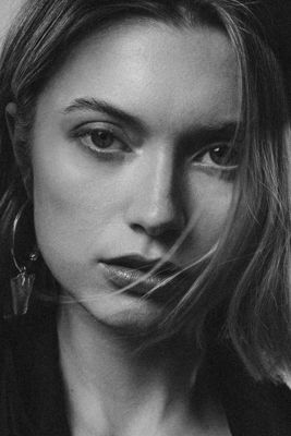 GRETA  LAMPE